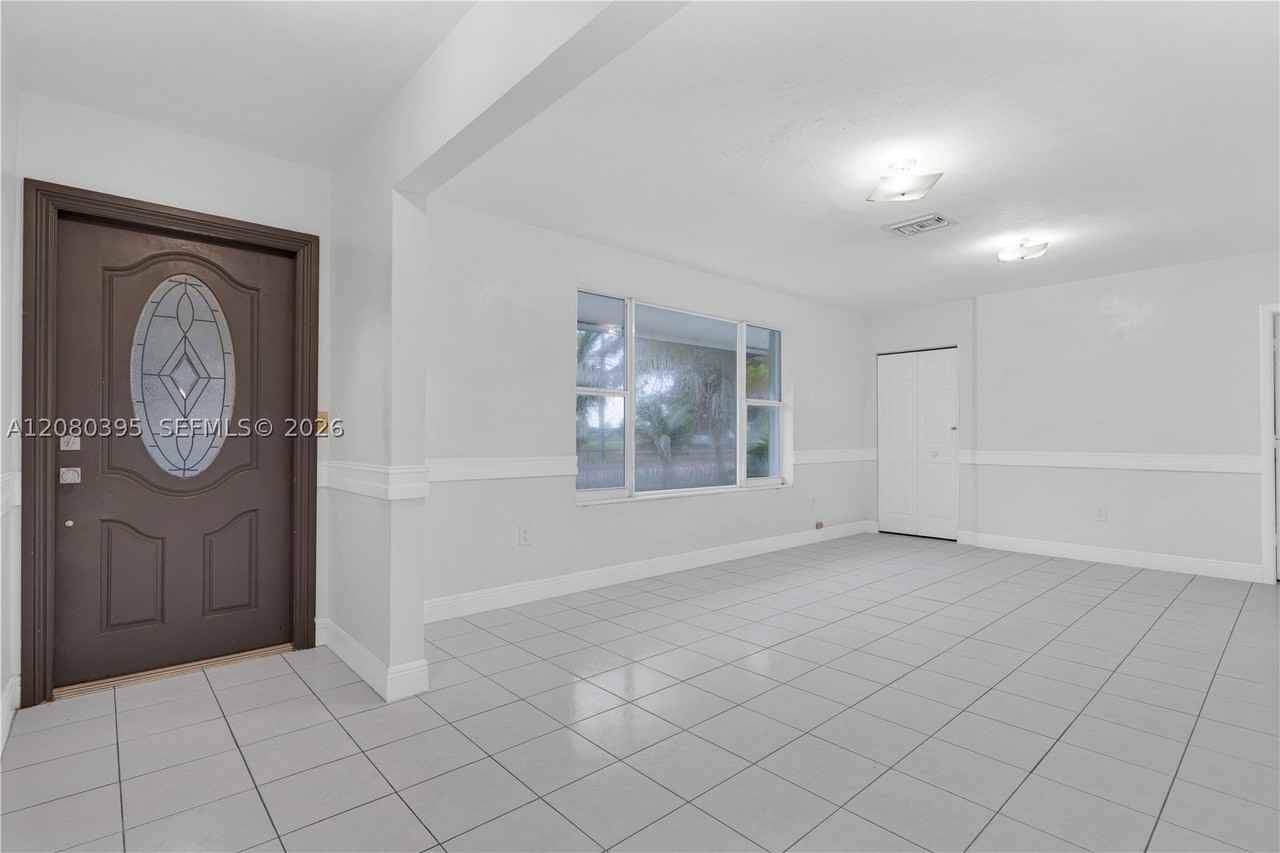 9441 Sw 27th Dr - Photo 2 of 33