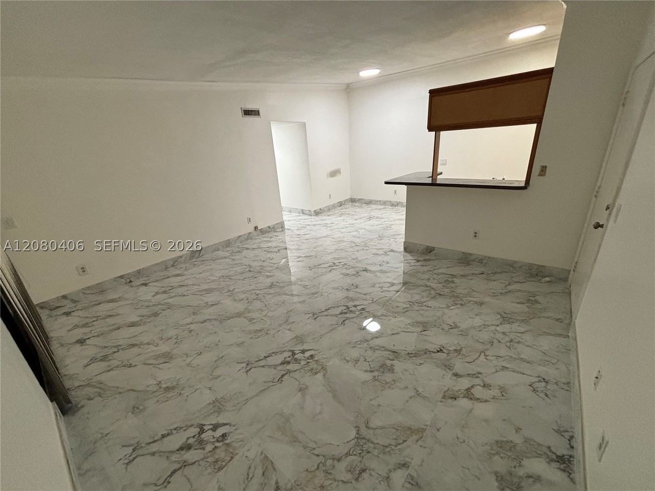 9733 Hammocks Blvd #201C - Photo 4 of 12