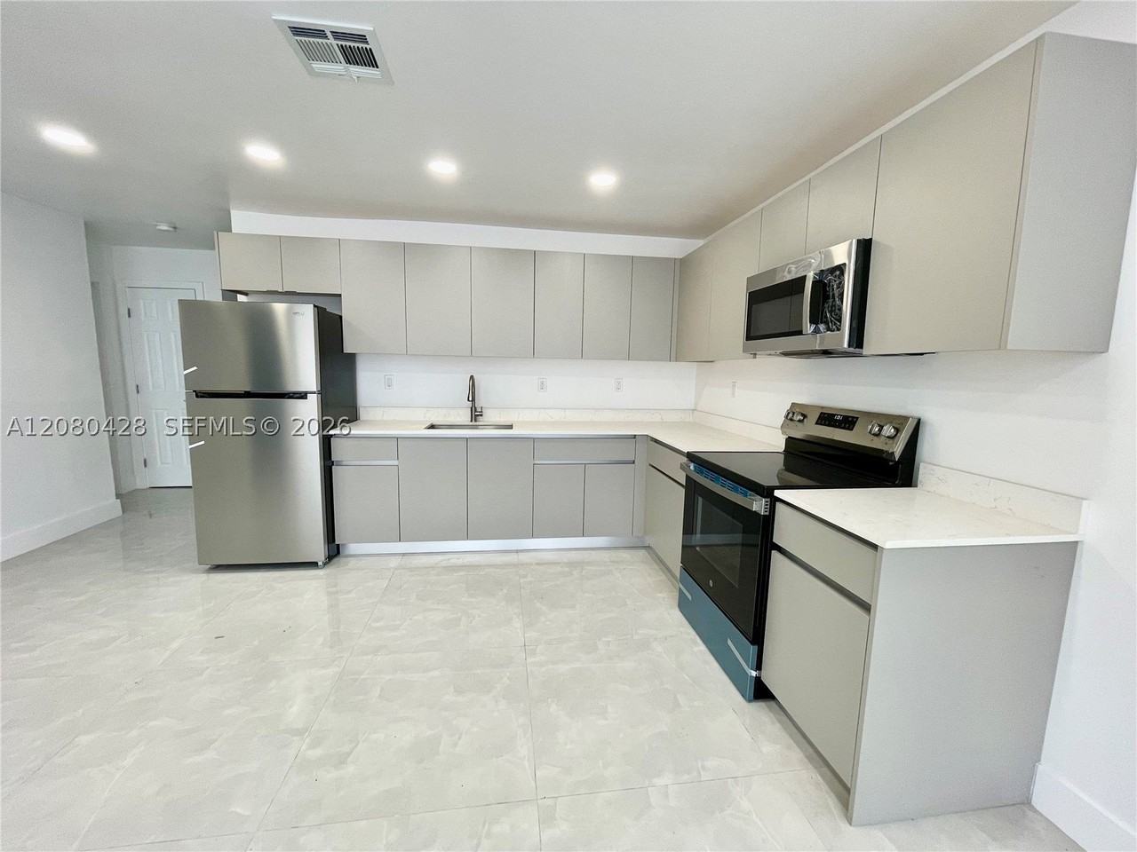 5800 Nw 27th Ct #5800 - Photo 3 of 13