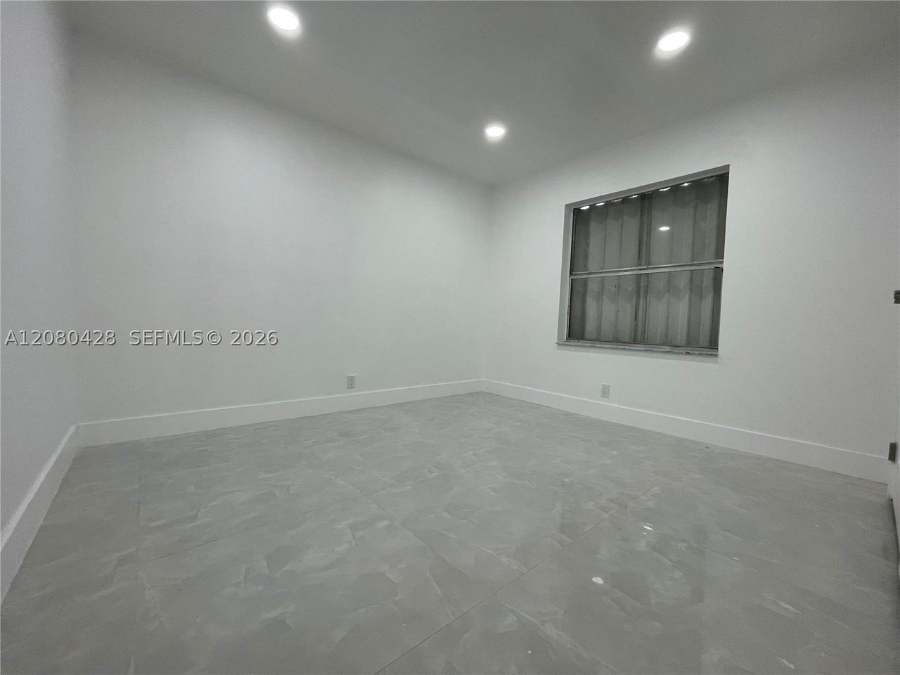 5800 Nw 27th Ct #5800 - Photo 5 of 13
