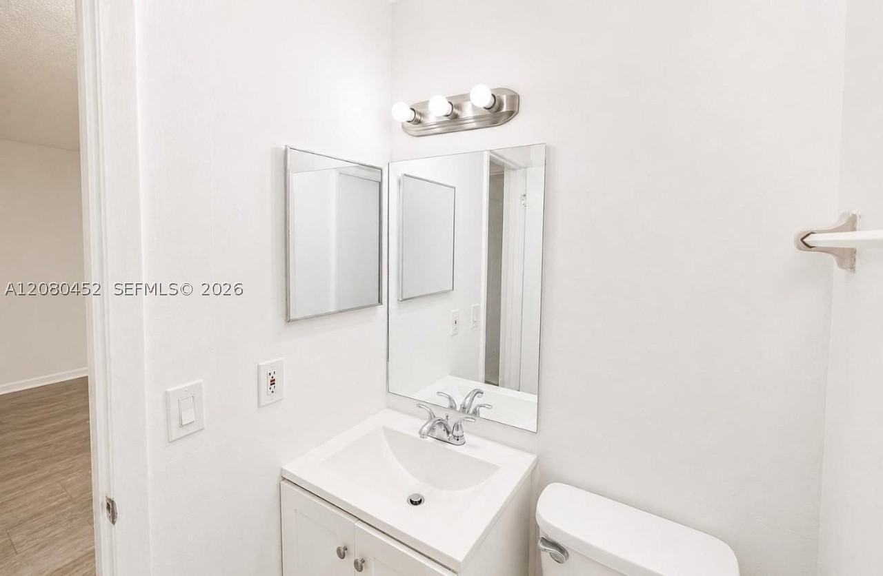 6141 W 22nd Ct #203 - Photo 5 of 10