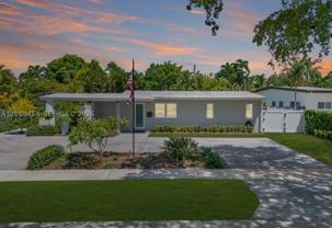 1945 S Hibiscus Dr - Photo 1 of 1