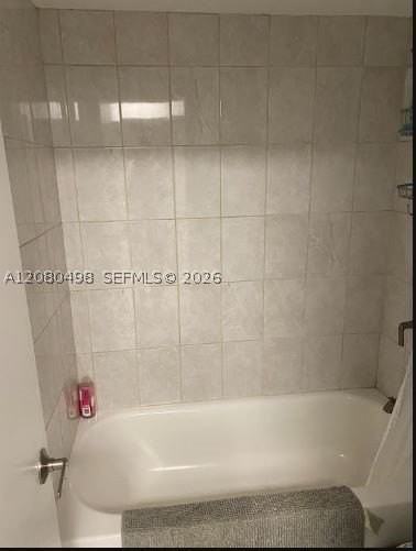 16750 Ne 10th Ave #317 - Photo 2 of 4