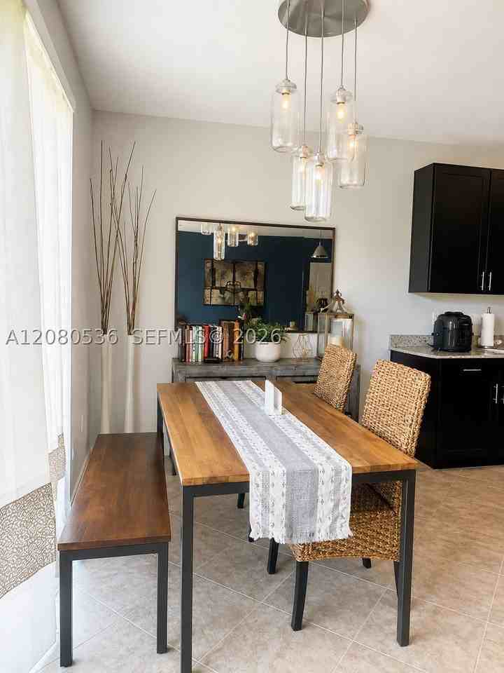 4571 Tara Cove Way #A - Photo 6 of 10