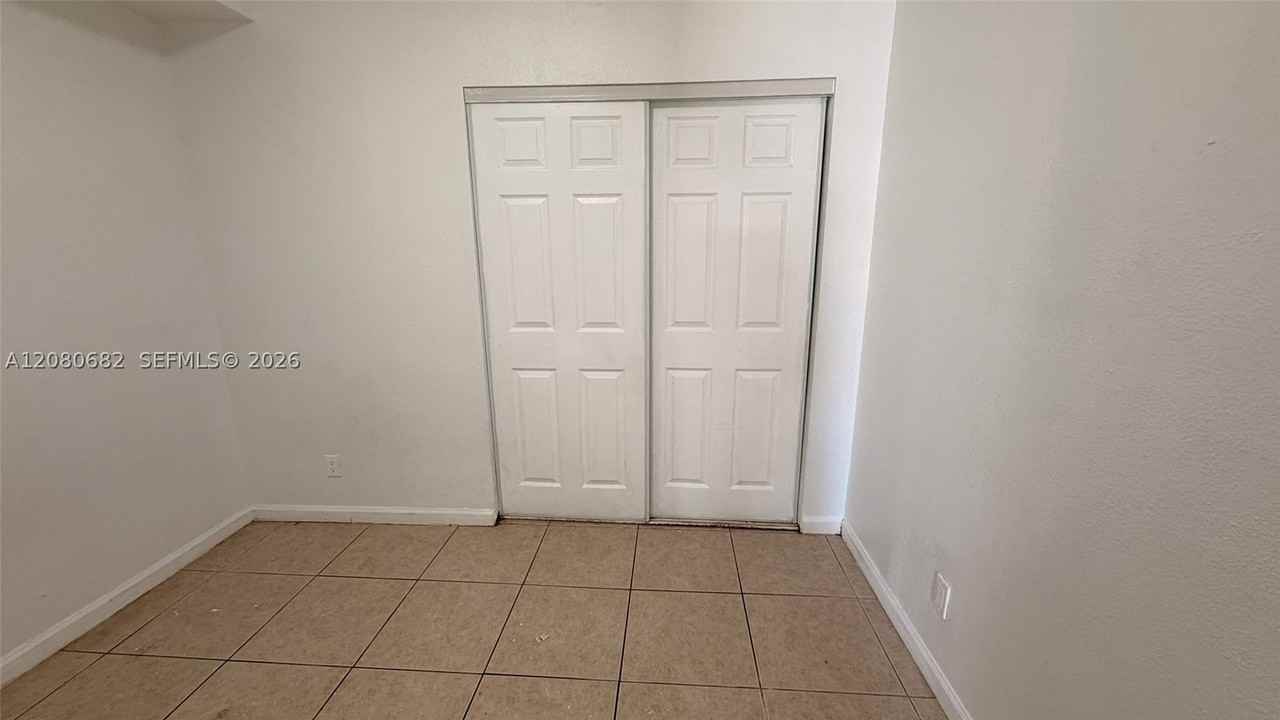 640 Sw 9th Ct #02 - Photo 5 of 7
