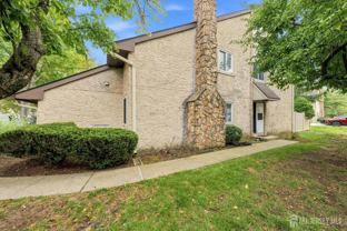 89 Tennyson Dr - Photo 1 of 1