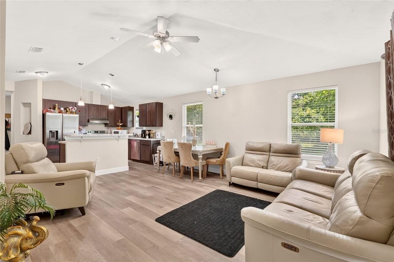 13002 Sw 174th St - Photo 6 of 18