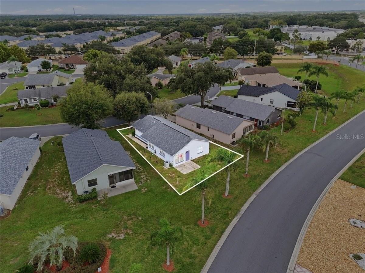 619 Cockatoo Loop - Photo 5 of 50