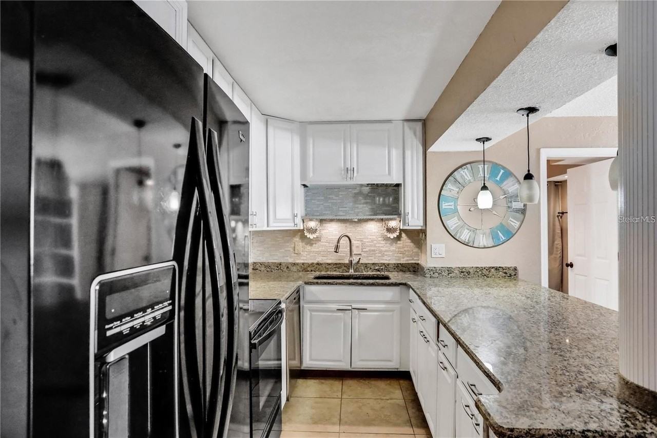 2987 S Atlantic Ave #205 - Photo 6 of 17