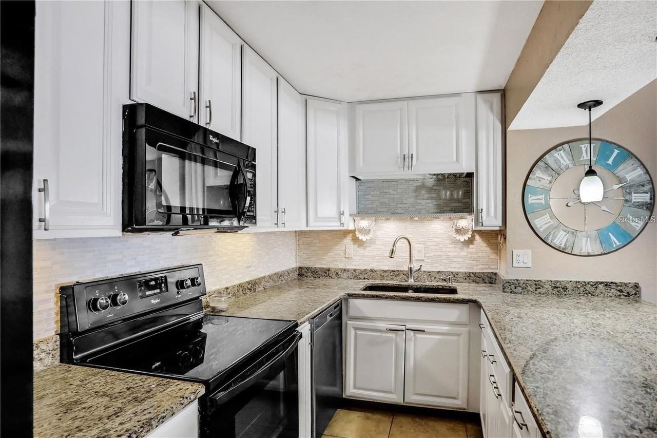 2987 S Atlantic Ave #205 - Photo 7 of 17