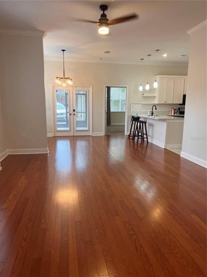 812 S New York Ave - Photo 7 of 17