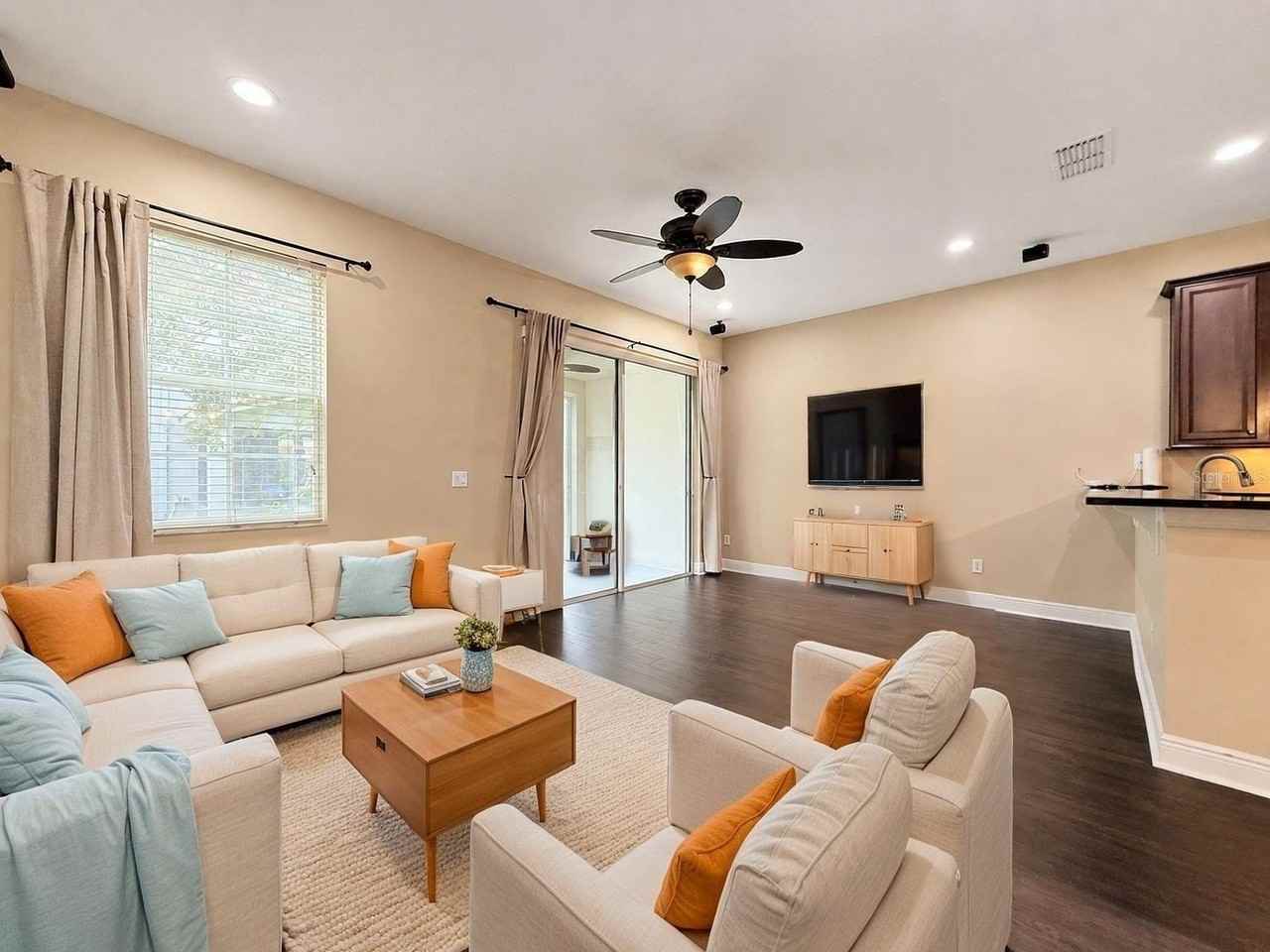 5415 Via Appia Way - Photo 4 of 27