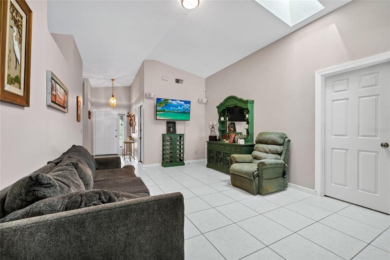 2619 Heron Landing Ct - Photo 4 of 32