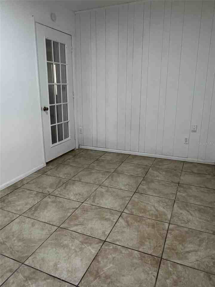 29 Miami Dr - Photo 4 of 12