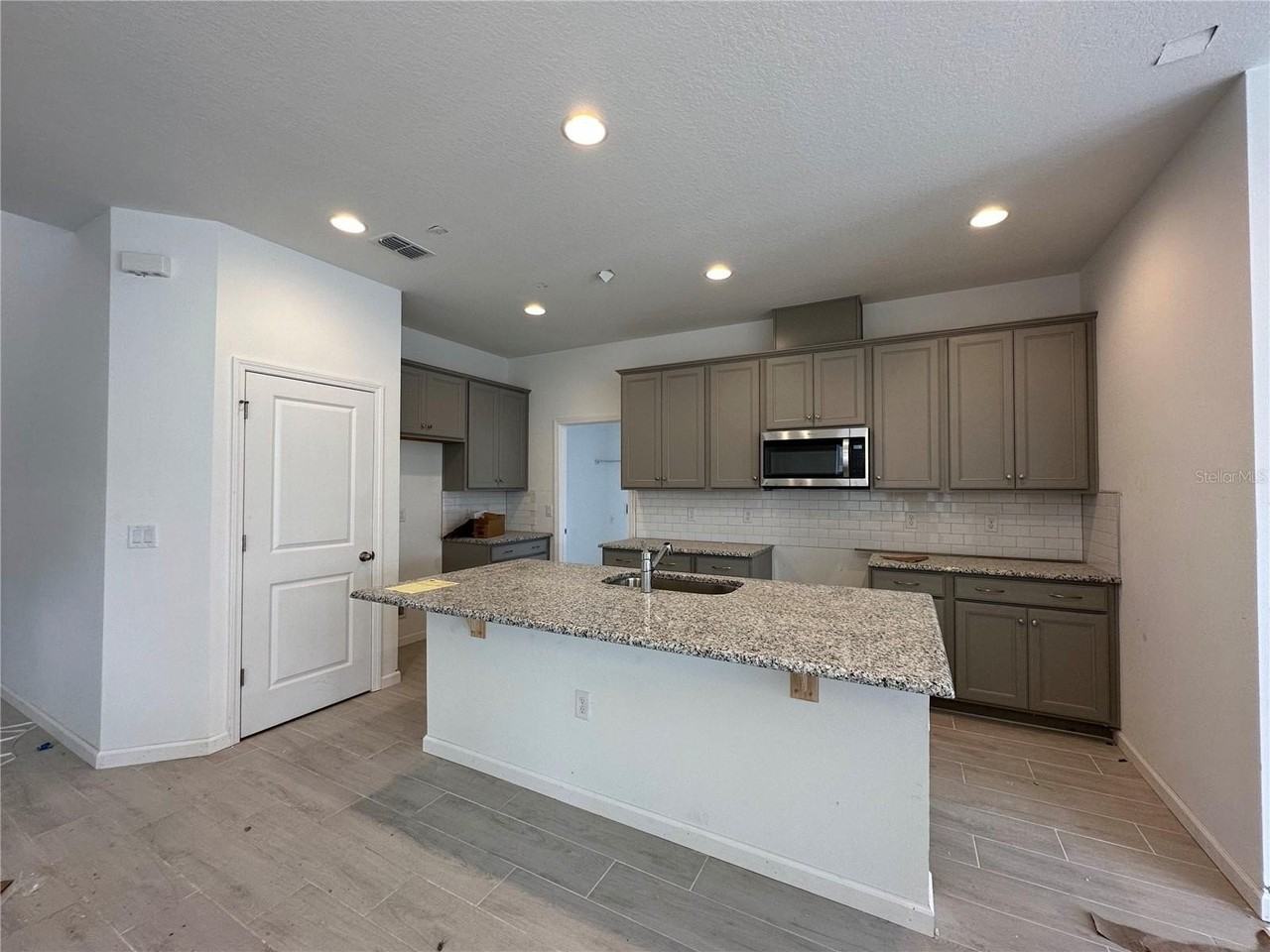 4482 Davos Dr - Photo 2 of 14