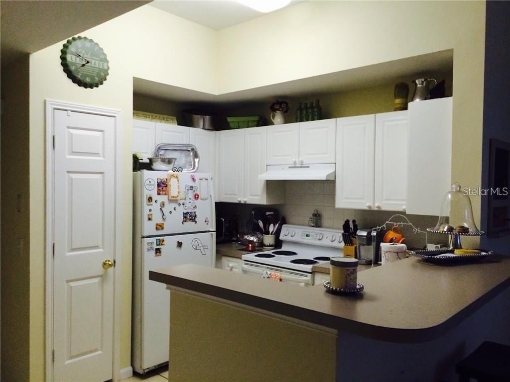 229 Longview Ave #5303 - Photo 2 of 20
