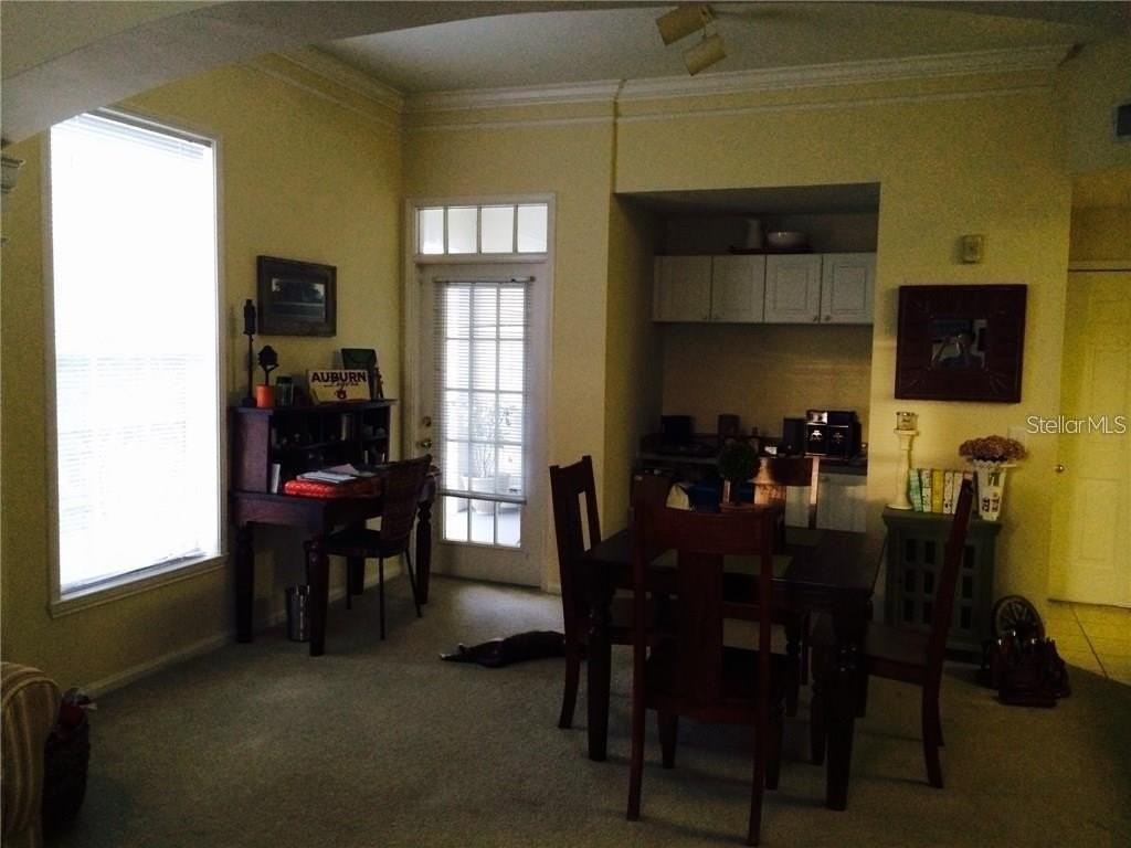 229 Longview Ave #5303 - Photo 3 of 20