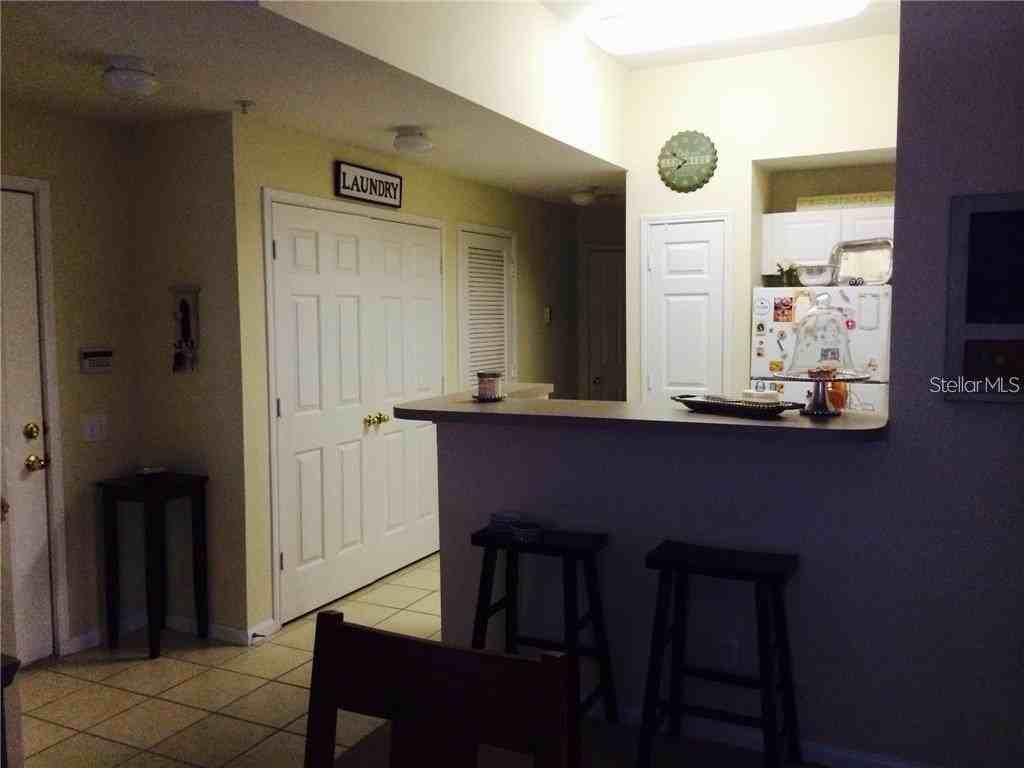 229 Longview Ave #5303 - Photo 5 of 20