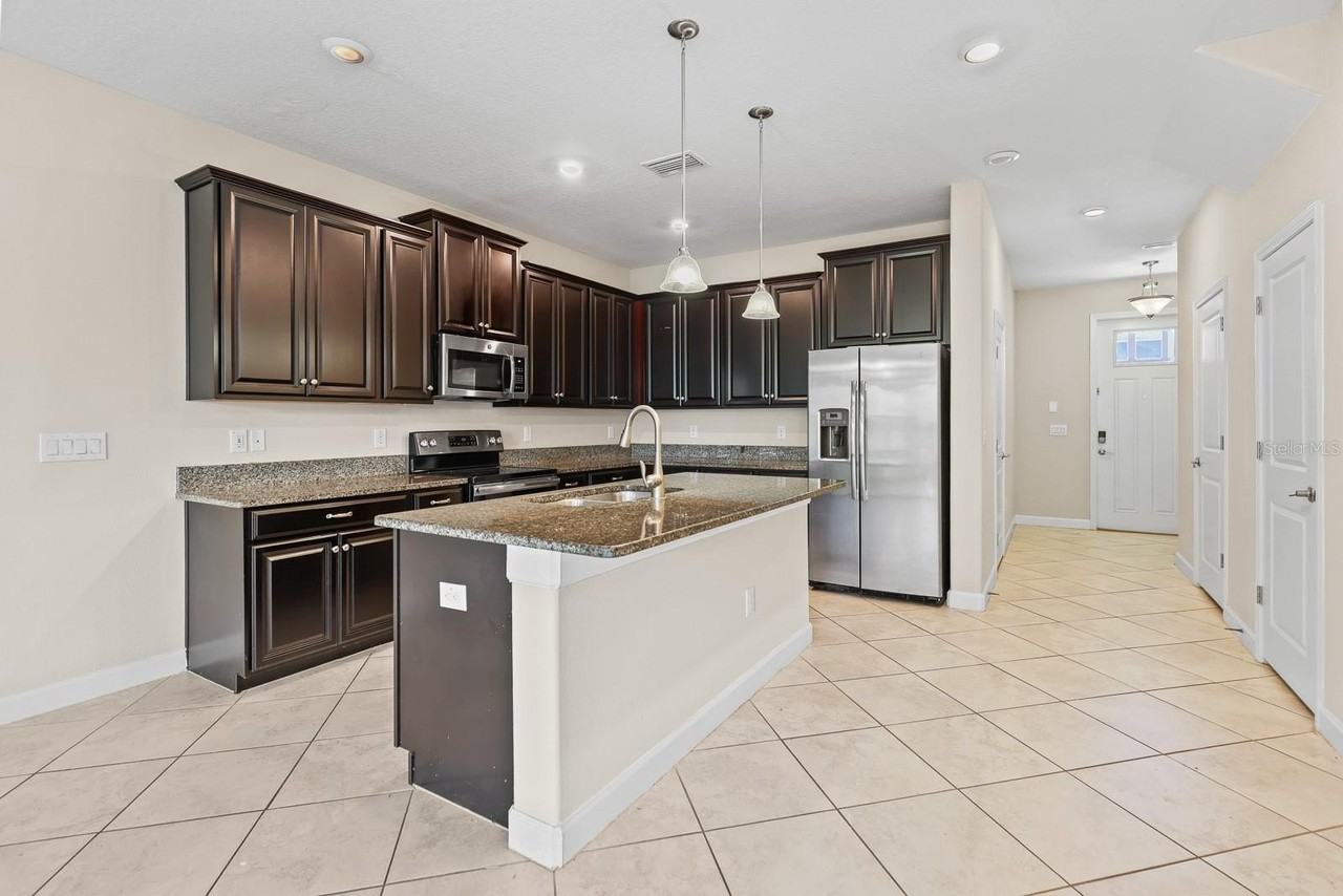 6629 Rocky Park St - Photo 2 of 19