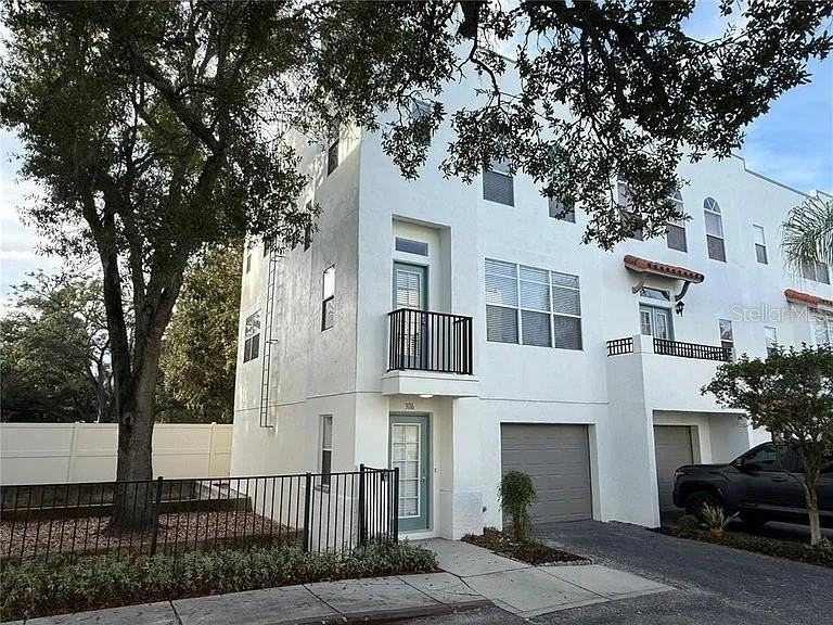 3116 Toscana Cir - Photo 2 of 9