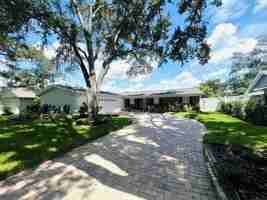 featured image of 3611 Floyd Rd