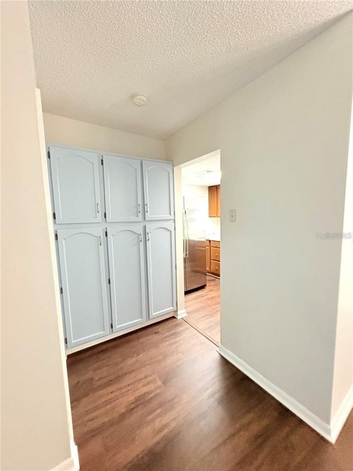 851 Creekway Ct - Photo 5 of 20