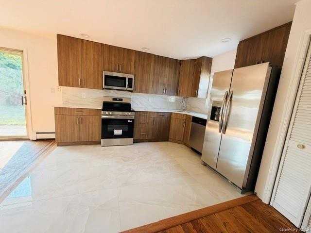 24 Elderberry Rd - Photo 5 of 19
