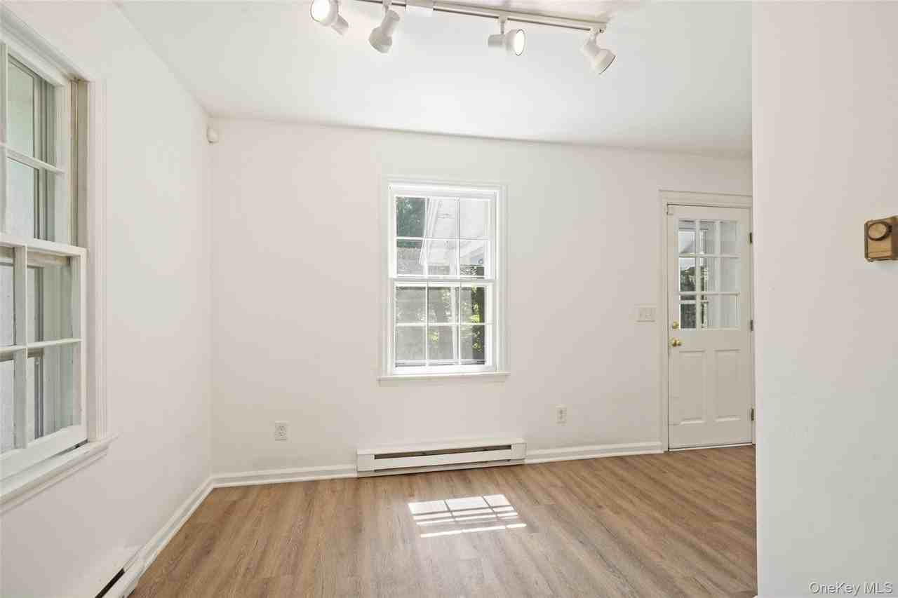382 Bedford Center Rd - Photo 7 of 16