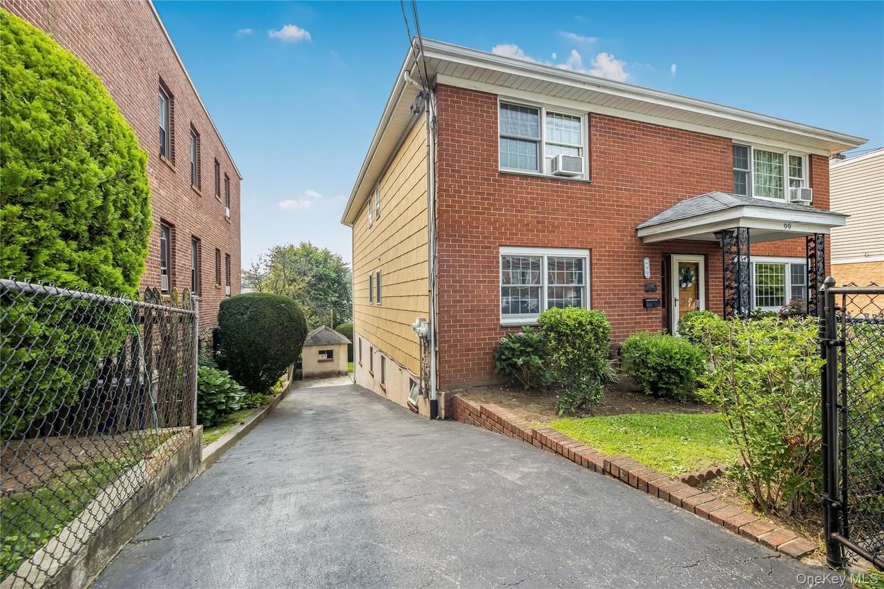 99 Clarendon Ave - Photo 3 of 21