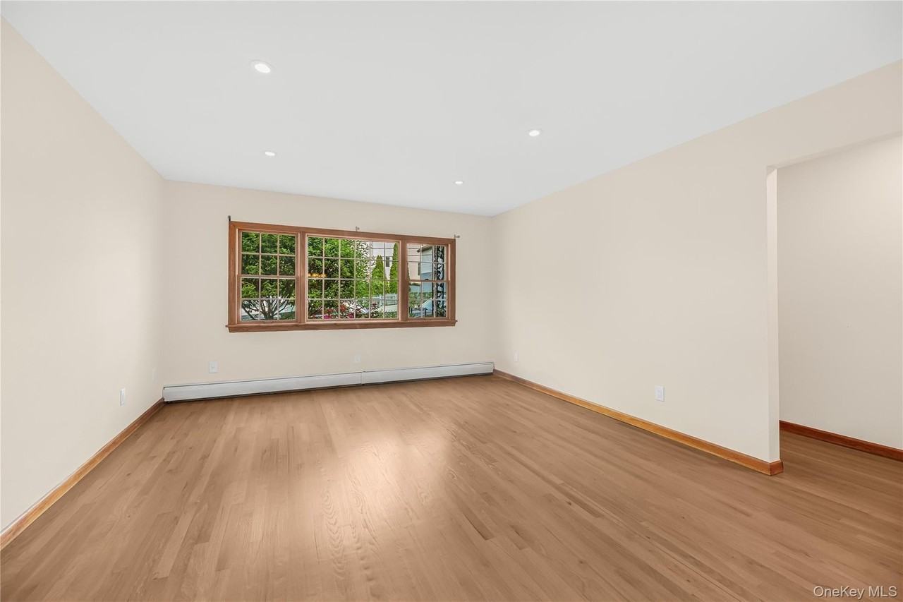 99 Clarendon Ave - Photo 5 of 21