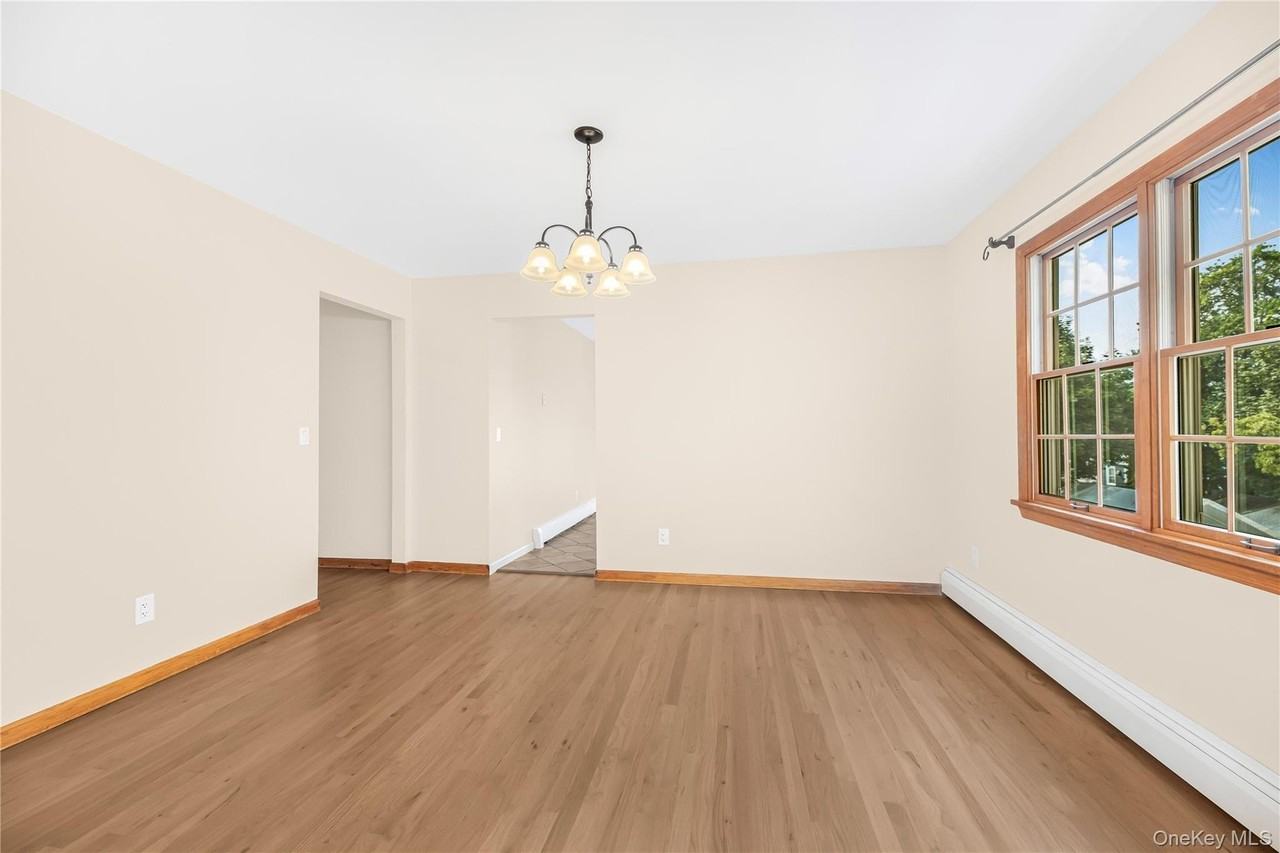 99 Clarendon Ave - Photo 7 of 21
