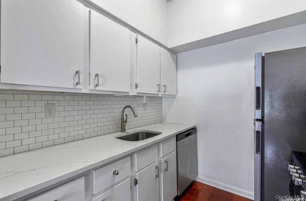 142 Main St #1D - Photo 2 of 15