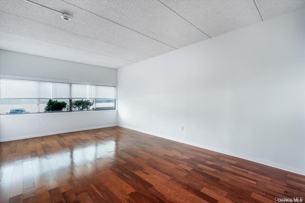 142 Main St #1D - Photo 5 of 15