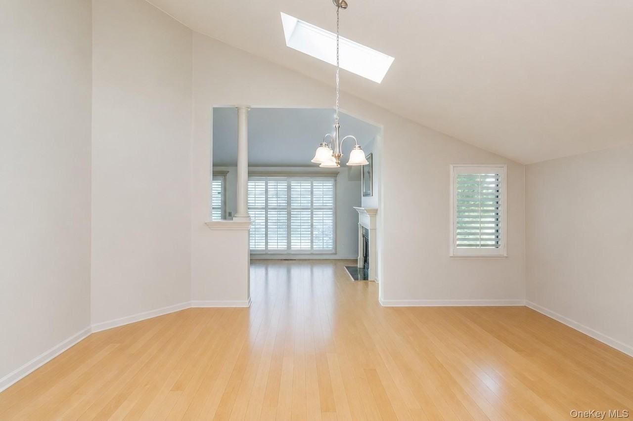 34 Harbour Dr - Photo 7 of 25