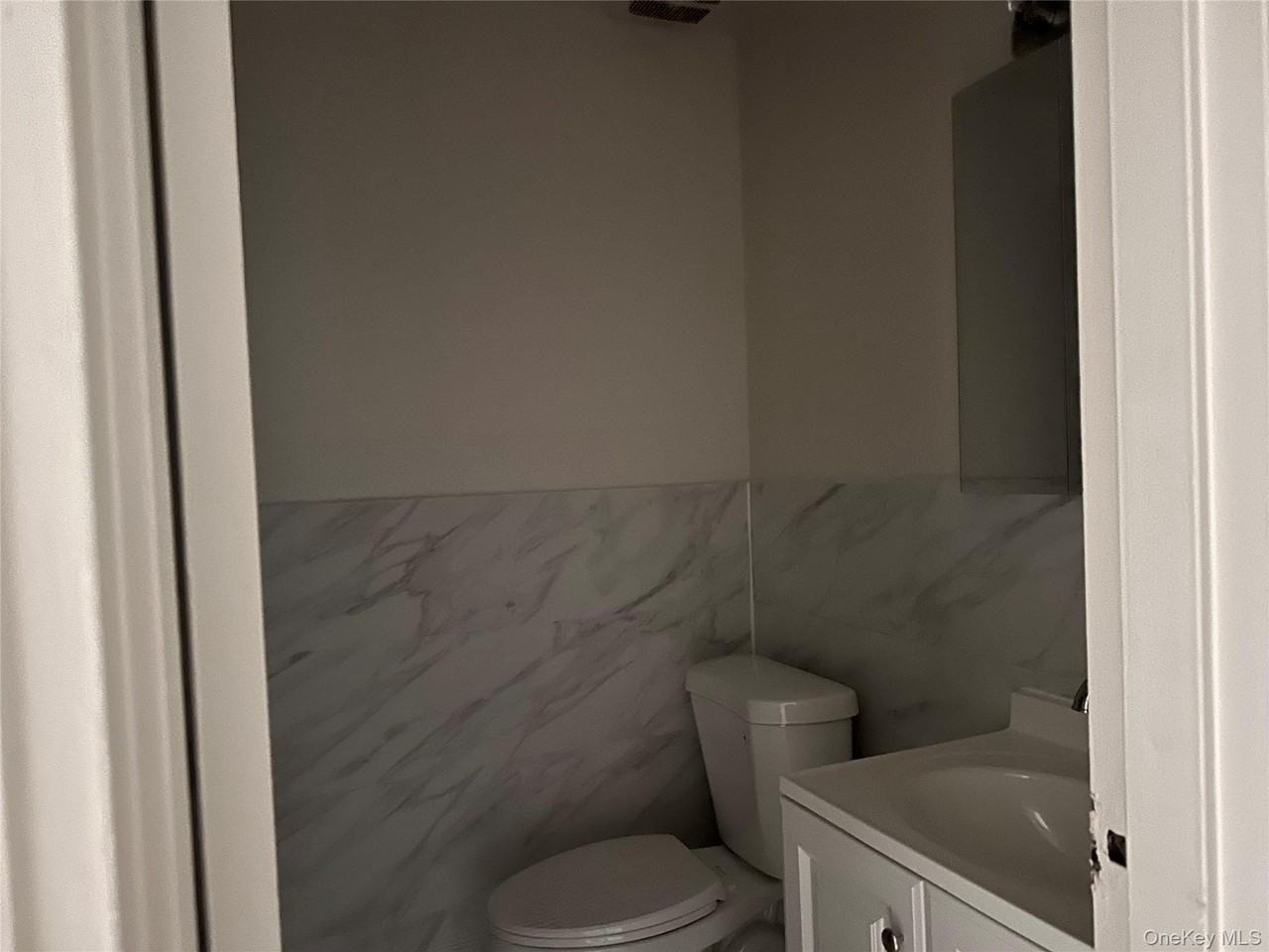 400 N Corona Ave #B3 - Photo 4 of 8
