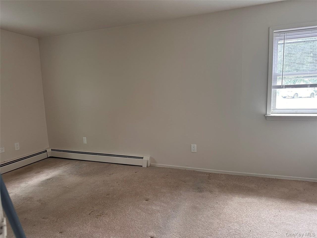 400 N Corona Ave #B3 - Photo 5 of 8