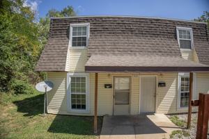 featured image of 907 E Cedar Way #A