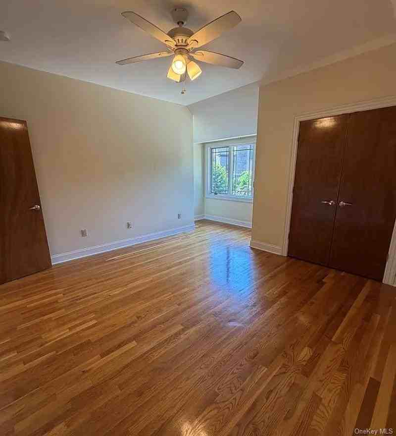 5 Candlewood Ct - Photo 3 of 4