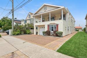 featured image of 87 Bay St