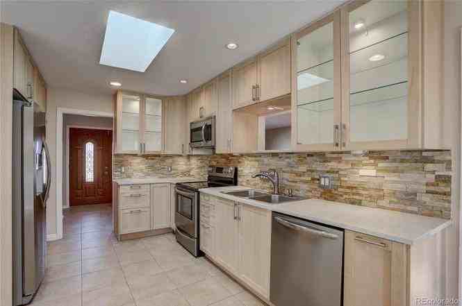 3287 South Geneva Street - Photo 5 of 14