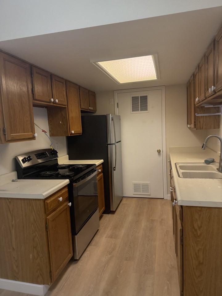8376 S Upham Way Apt B305 #B305 - Photo 6 of 50