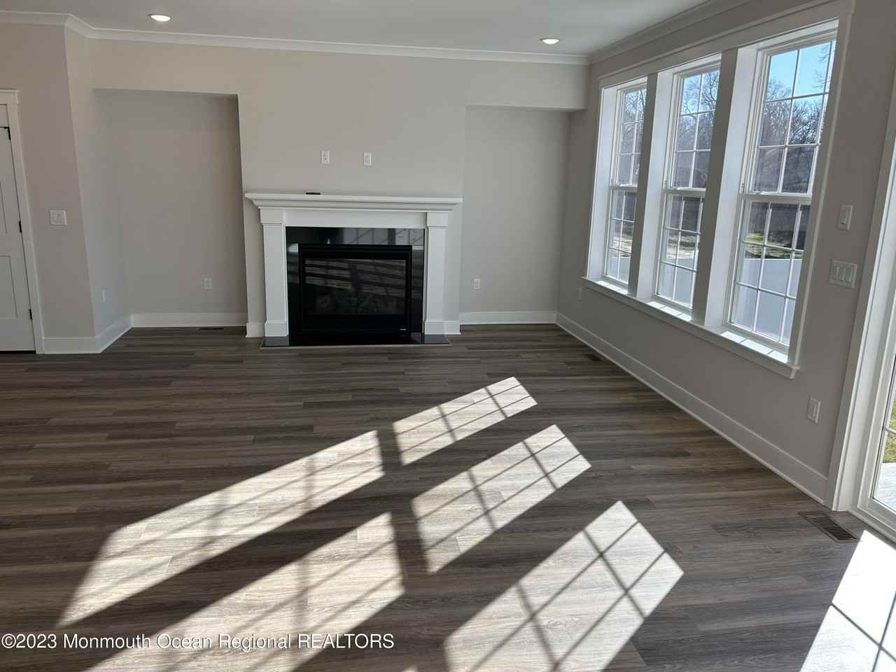 3007 Quail Ridge Blvd #302 - Photo 2 of 31