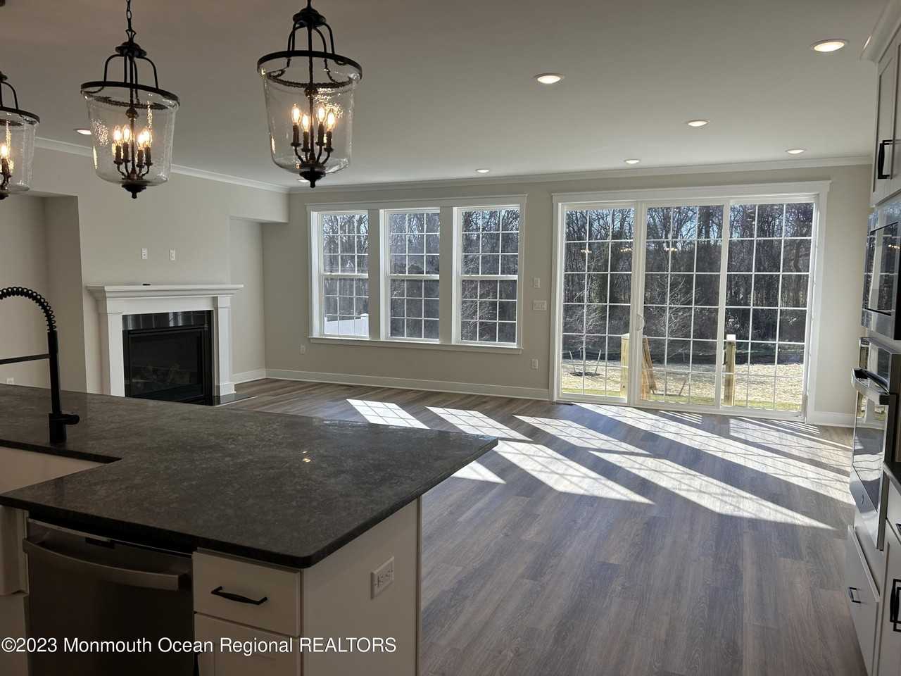 3007 Quail Ridge Blvd #302 - Photo 7 of 31