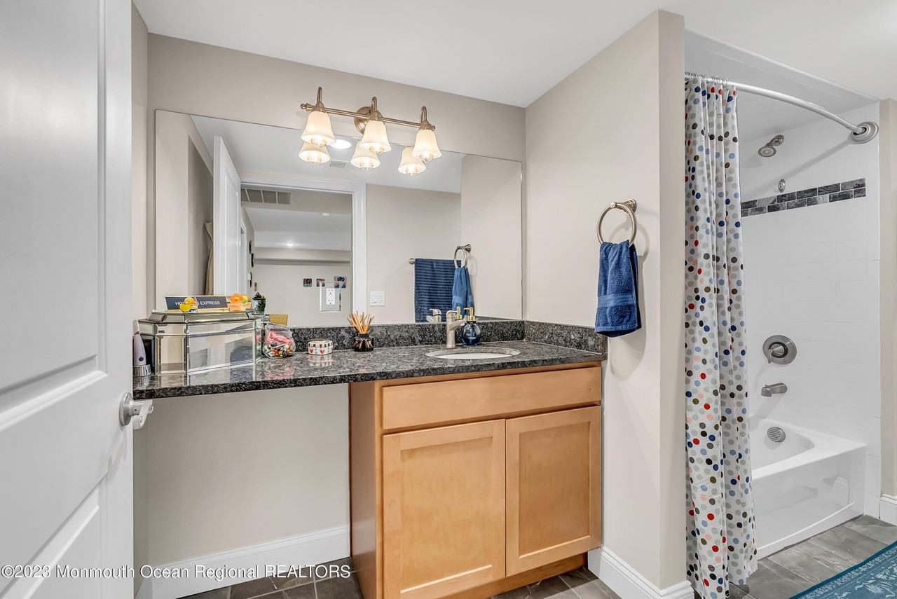48 1st Ave #44 - Photo 5 of 12