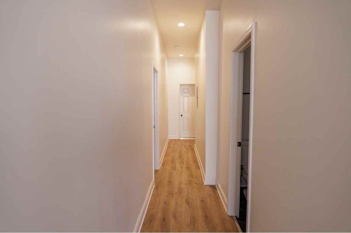 6613 S Vernon Ave #2 - Photo 4 of 12