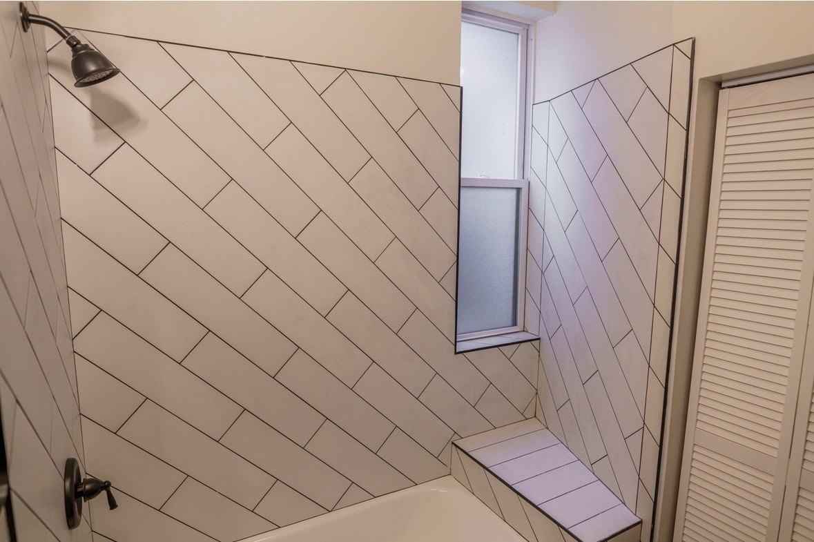6613 S Vernon Ave #2 - Photo 6 of 12