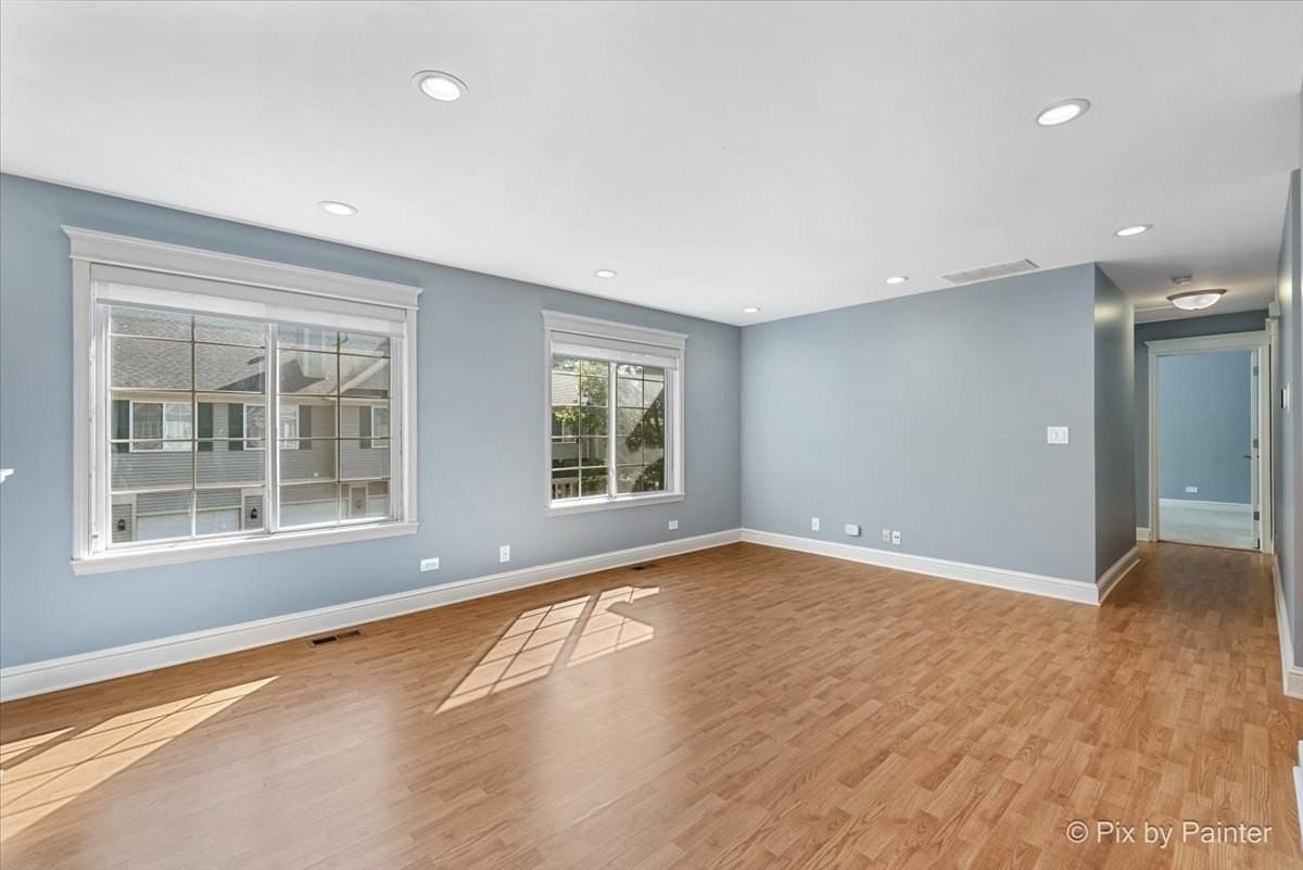 313 Windsor Ct #D - Photo 4 of 38