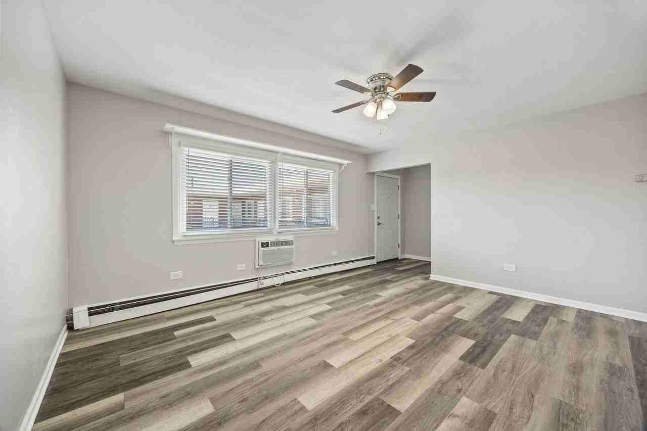 7834 W 95th St #2H - Photo 5 of 15