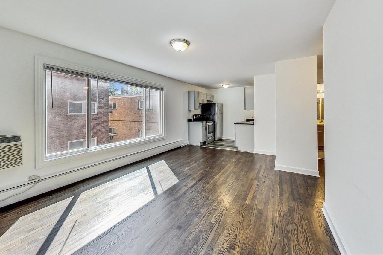 6000 N Winthrop Ave #107 - Photo 3 of 11