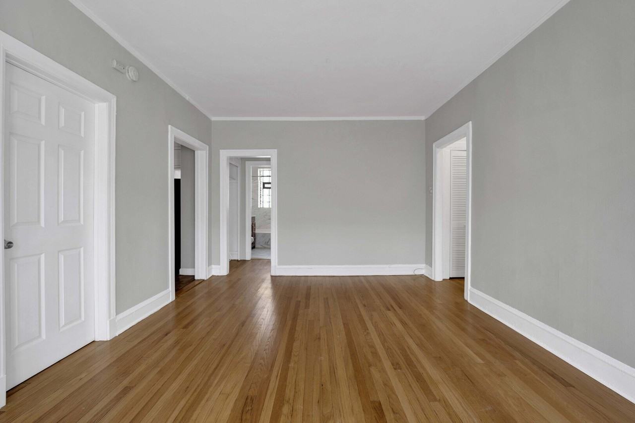 1239 W Greenleaf Ave #3S - Photo 5 of 17